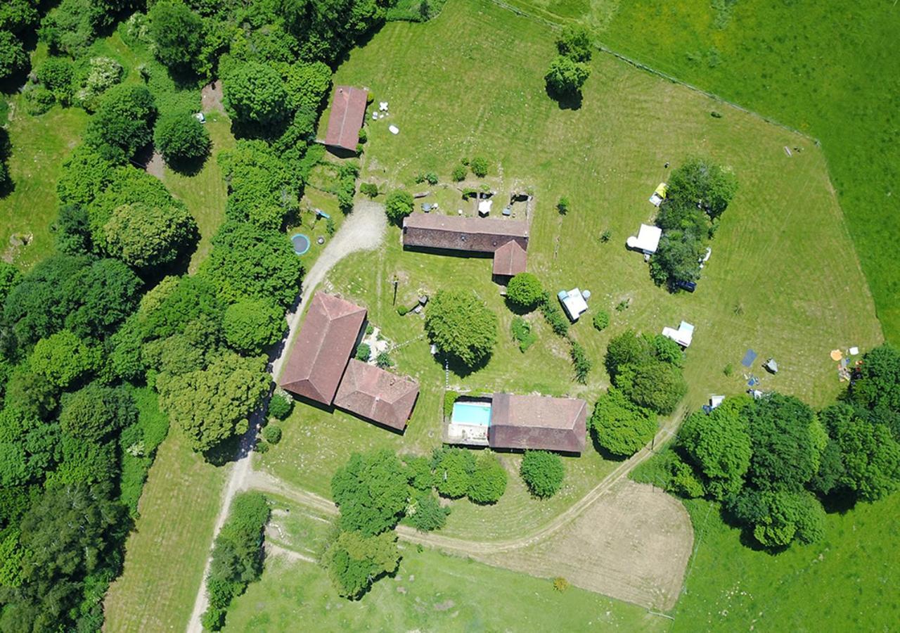 La Rhue Gites - Jacuzzi Jumilhac-le-Grand Buitenkant foto