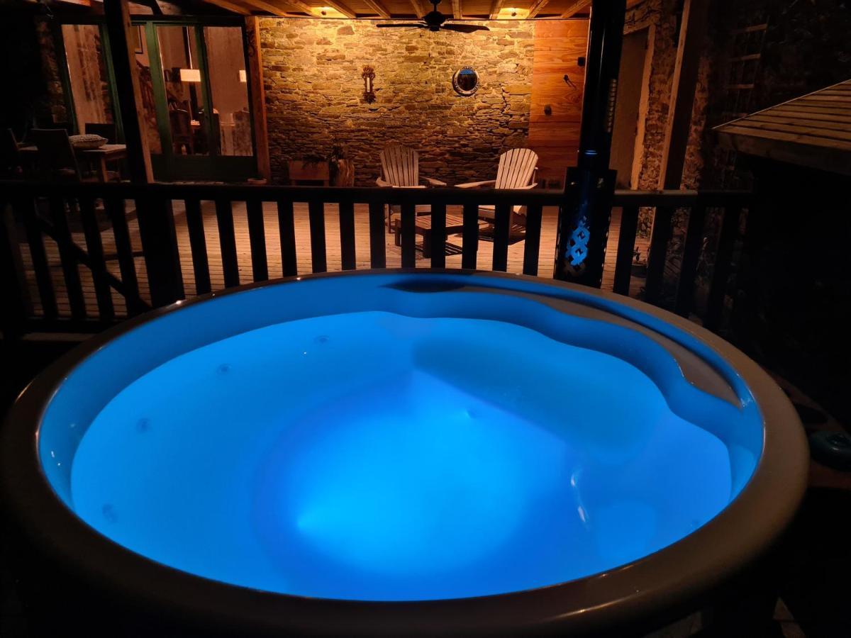 La Rhue Gites - Jacuzzi Jumilhac-le-Grand Buitenkant foto